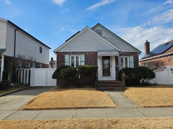 17138 Gladwin Avenue, Fresh Meadows, NY 11365