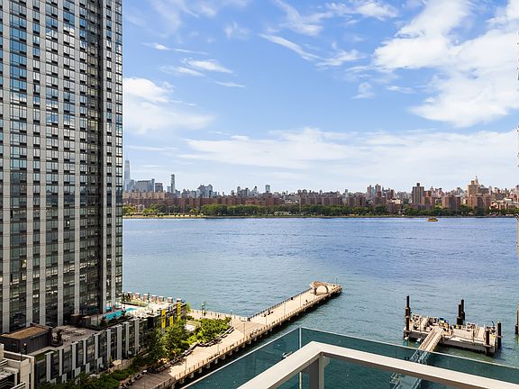 5th image of 22 N 6th St APT 15B