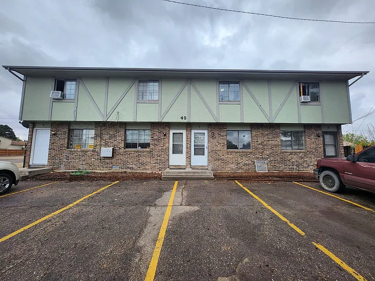 49 Chestnut Dr #B — Photo 14
