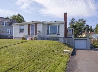 1711 Hutchinson Rd, Duluth, MN 55811