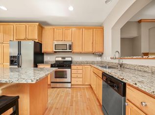 8354 Labont Way, Eden Prairie, MN 55344