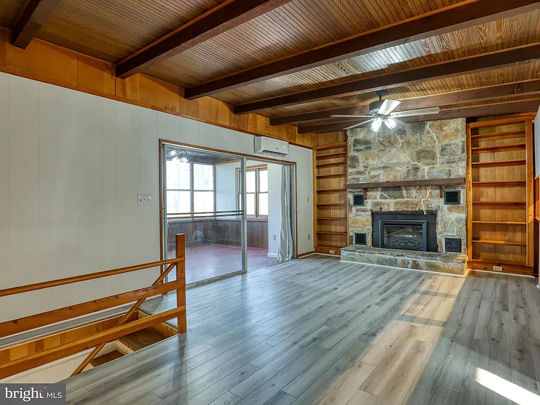 214 Bridle Path Rd — Photo 14