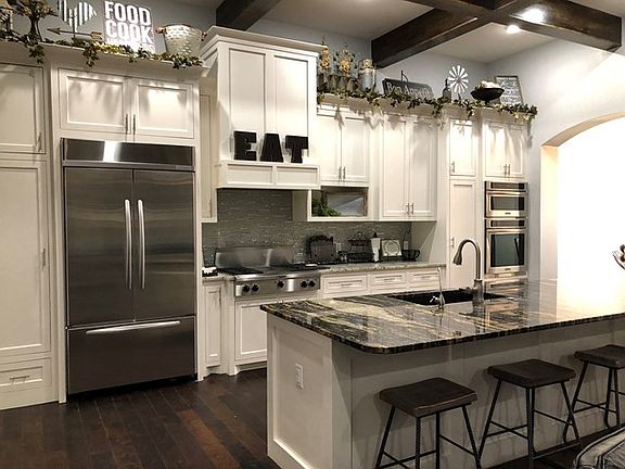 3rd image of 5308 Brown Heart Ln