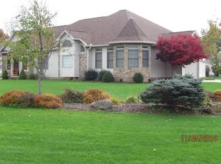 1396 Countryside Dr, Mogadore, OH 44260