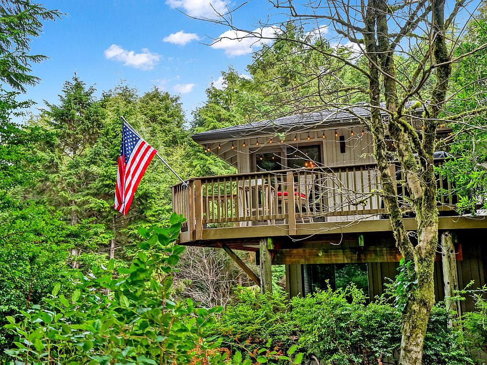 1st image of 476 Lookout Ct