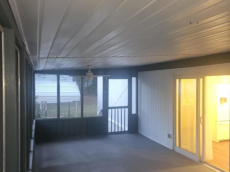 1201 Floyd Dr NE — Photo 12