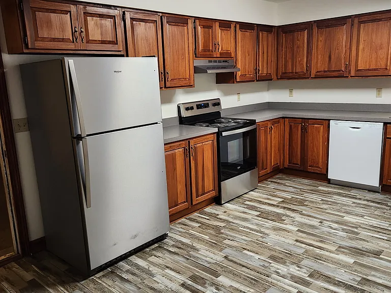 3093 Alliance Rd — Photo 3