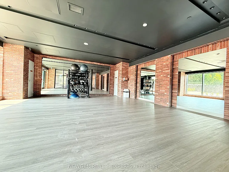 4010 Eglinton Ave W #1103 — Photo 31