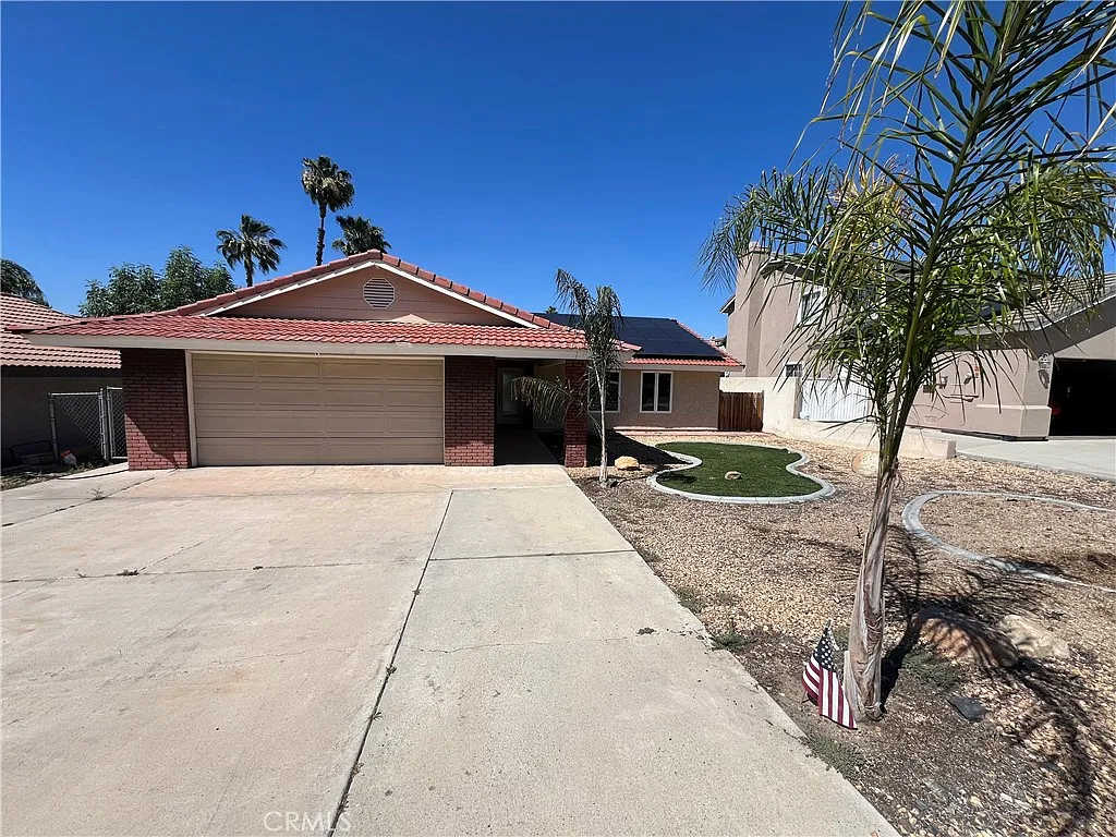 Building Photo - 22910 Pheasant Dr