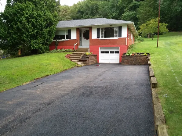 211 Beech Rd, Pittsburgh, PA 15239