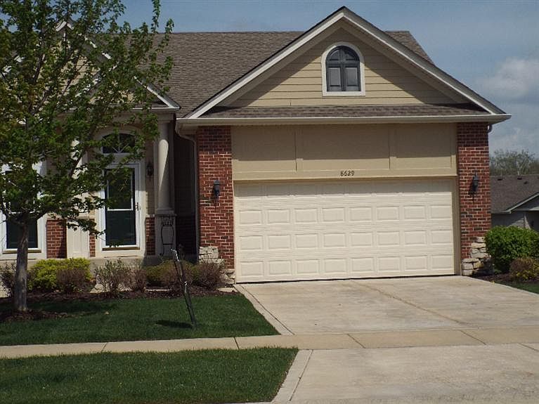 1st image of 8629 Lake Hills Dr