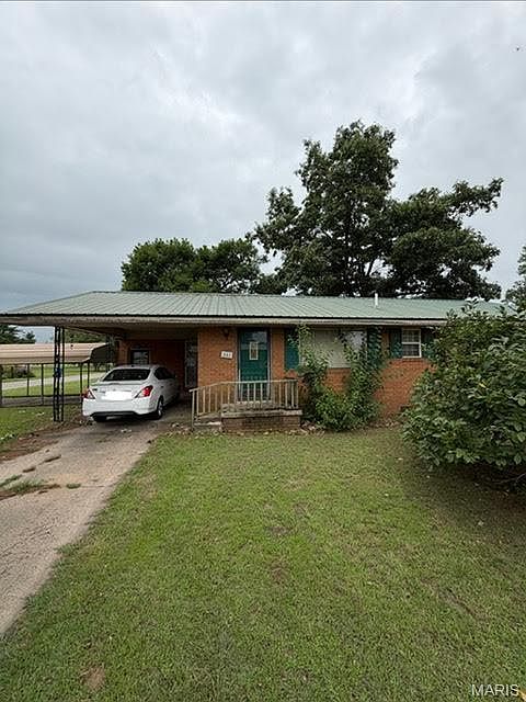 1st image of 501 McDougal Dr