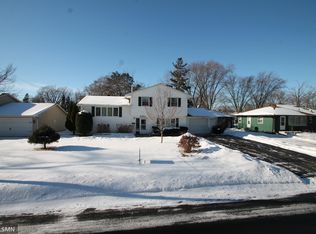 5331 Rhode Island Ave N, New Hope, MN 55428