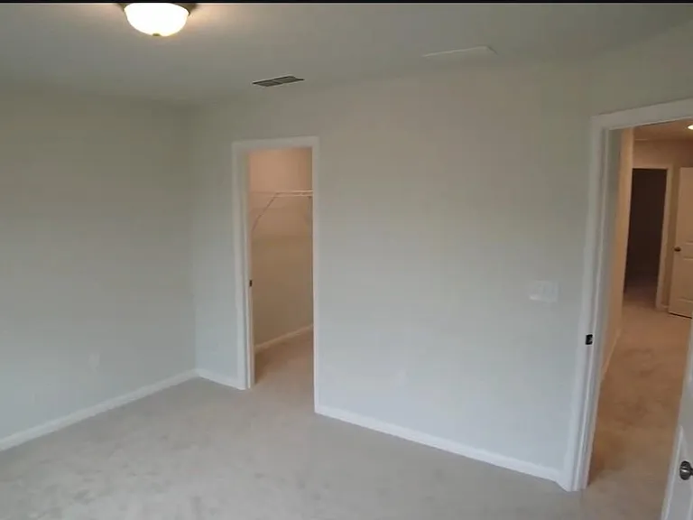 806 McKenzie Park Ter — Photo 17