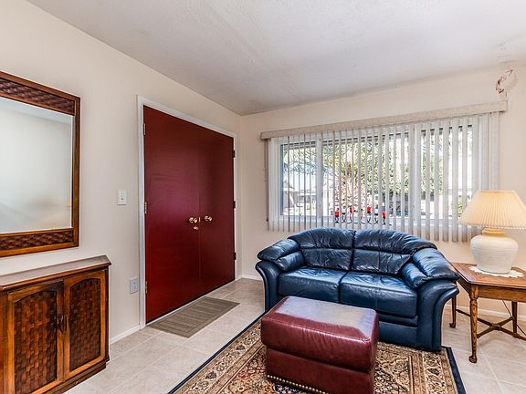 2nd image of 10331 W Cheryl Dr