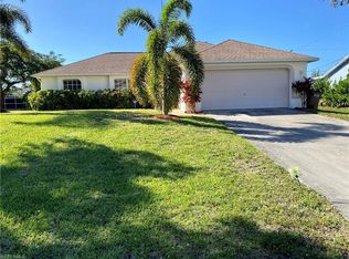 2706 SW 3rd Pl, Cape Coral, FL 33914