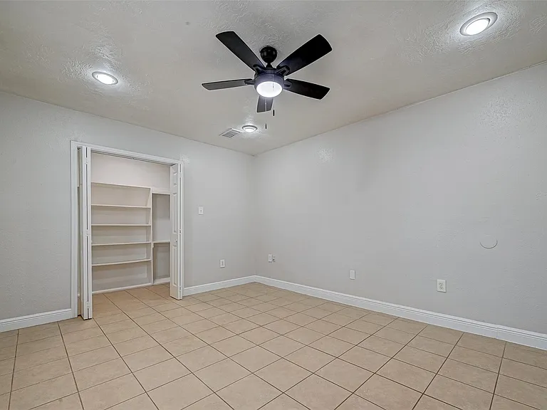 817 Eleanor St — Photo 26