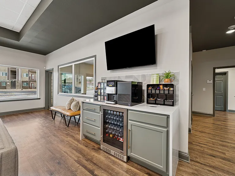 Parkside Apartments (TX) — Photo 13