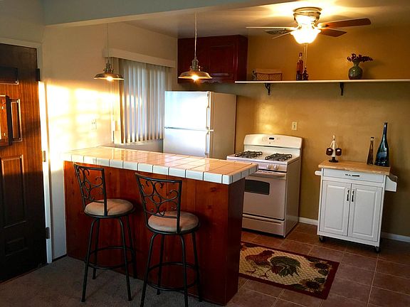 2nd image of 3525 32nd Street # 5 Fl 2nd