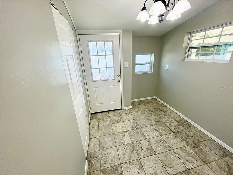 4608 S Hesperides St — Photo 12