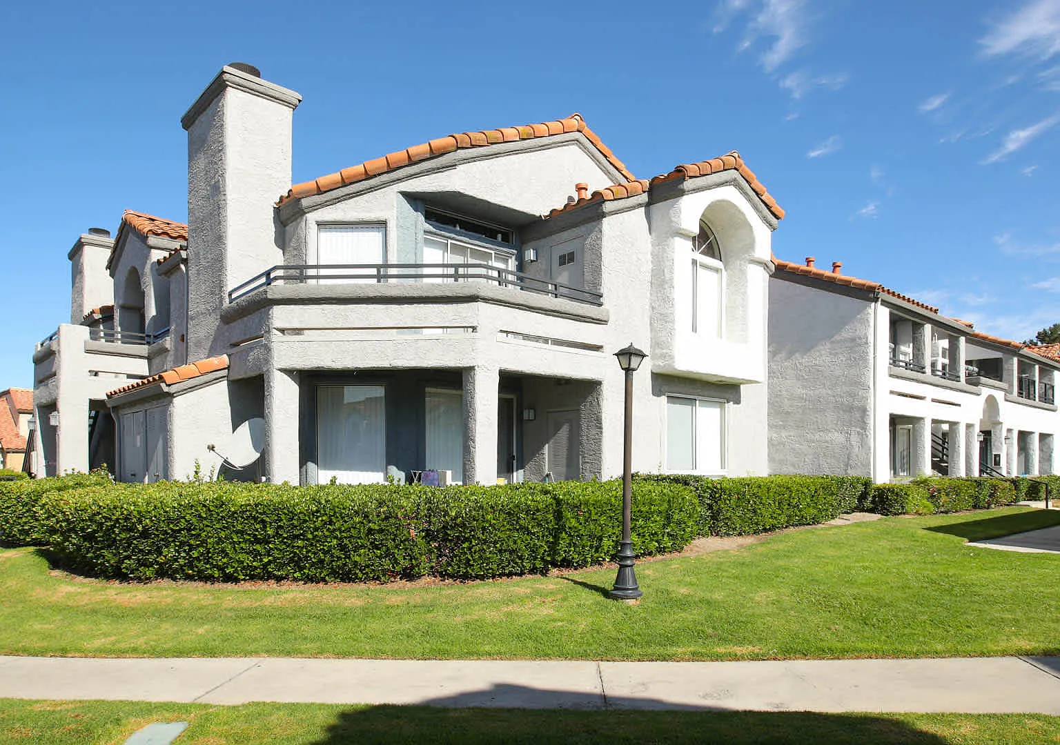 Vista Del Lago — Photo 3
