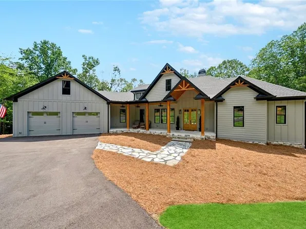 121 White Pen Rd, Talking Rock, GA 30175