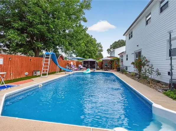 5328 Sir Barton Dr, Virginia Beach, VA 23462