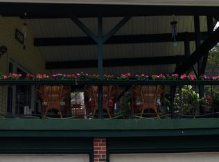 81 Mountain Rd, Manchester, CT 06040