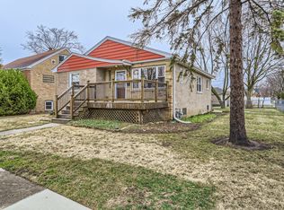 2259 S 9th Ave, North Riverside, IL 60546