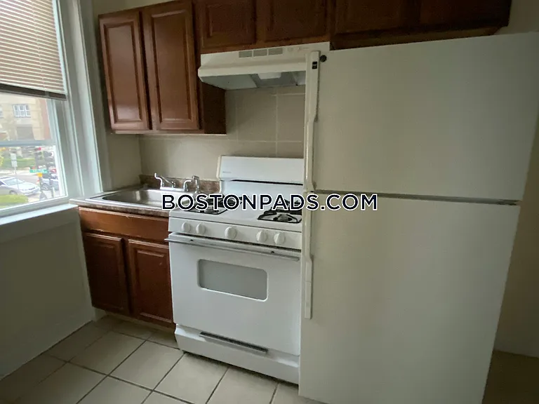 248 Kelton St #9 — Photo 11
