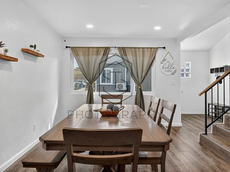 350 Brightwood Ave — Photo 4