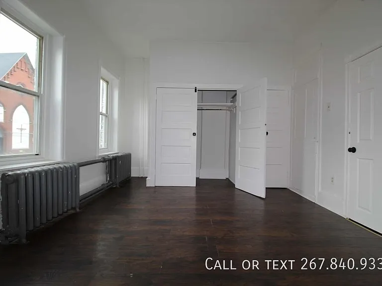 2119-2121 W 3rd St #2 — Photo 14