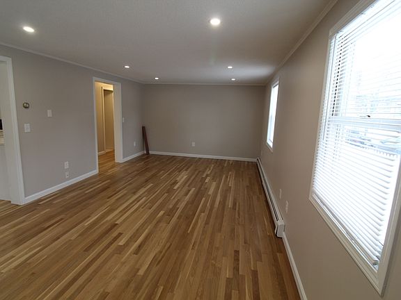4th image of 57 Newton St #U1