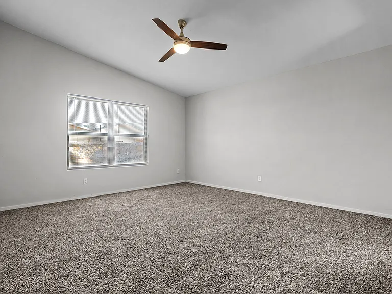 13813 Flora Vista Ave — Photo 19