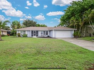 2273 SE 28th St, Cape Coral, FL 33904