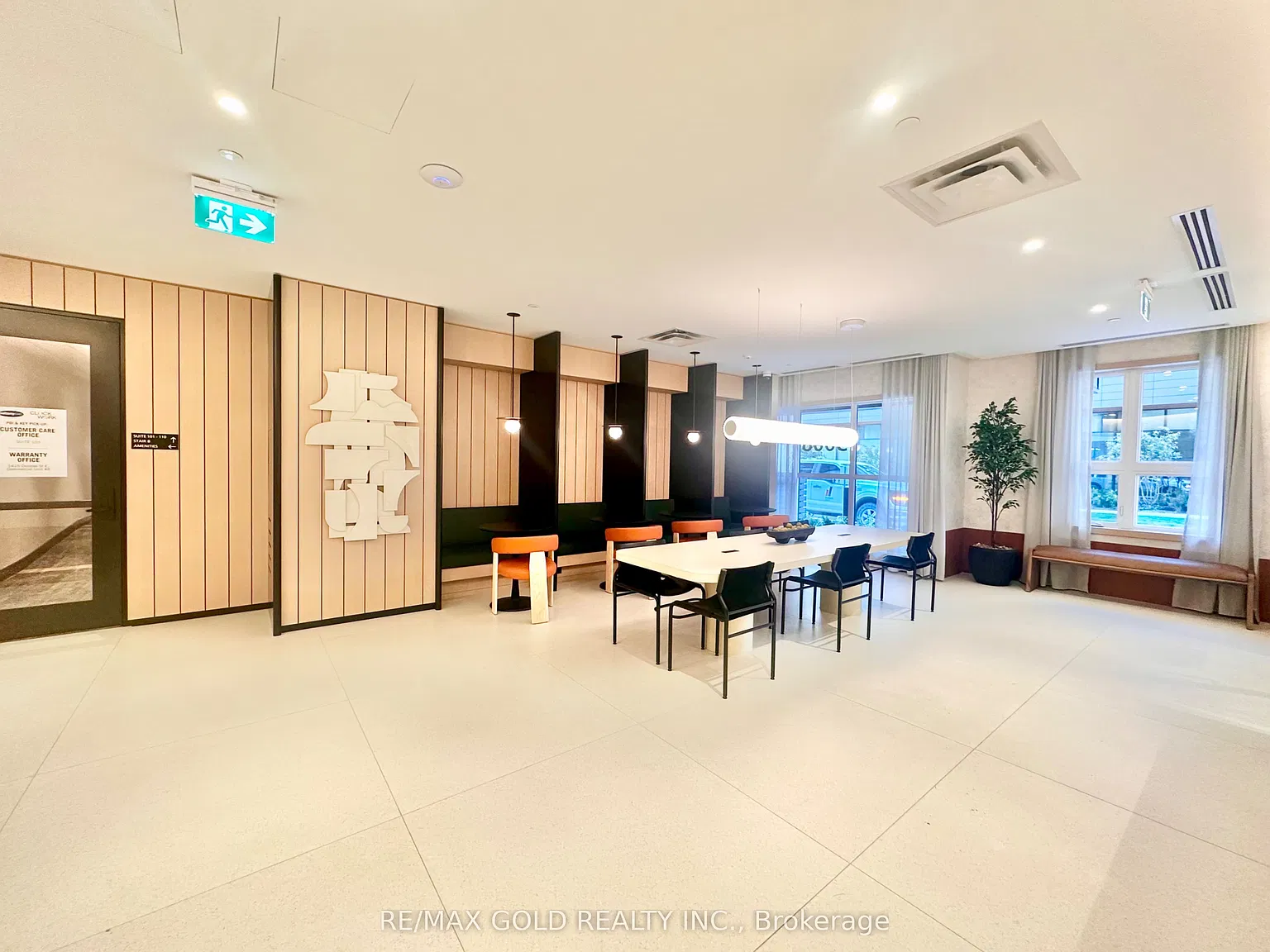 2 bed, $2,890 — Photo 3