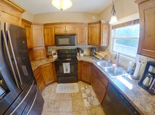 602 Highland Ridge Dr, Manhattan, KS 66503