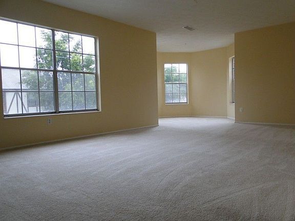 Family Room/Bonus Room