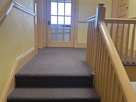 4th image of 311 W Main St #4