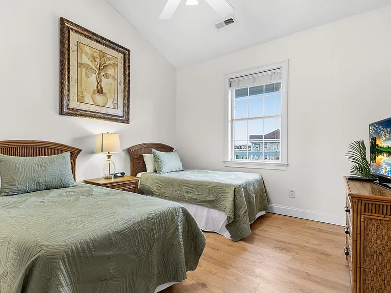 4627 Wild Iris Dr — Photo 8
