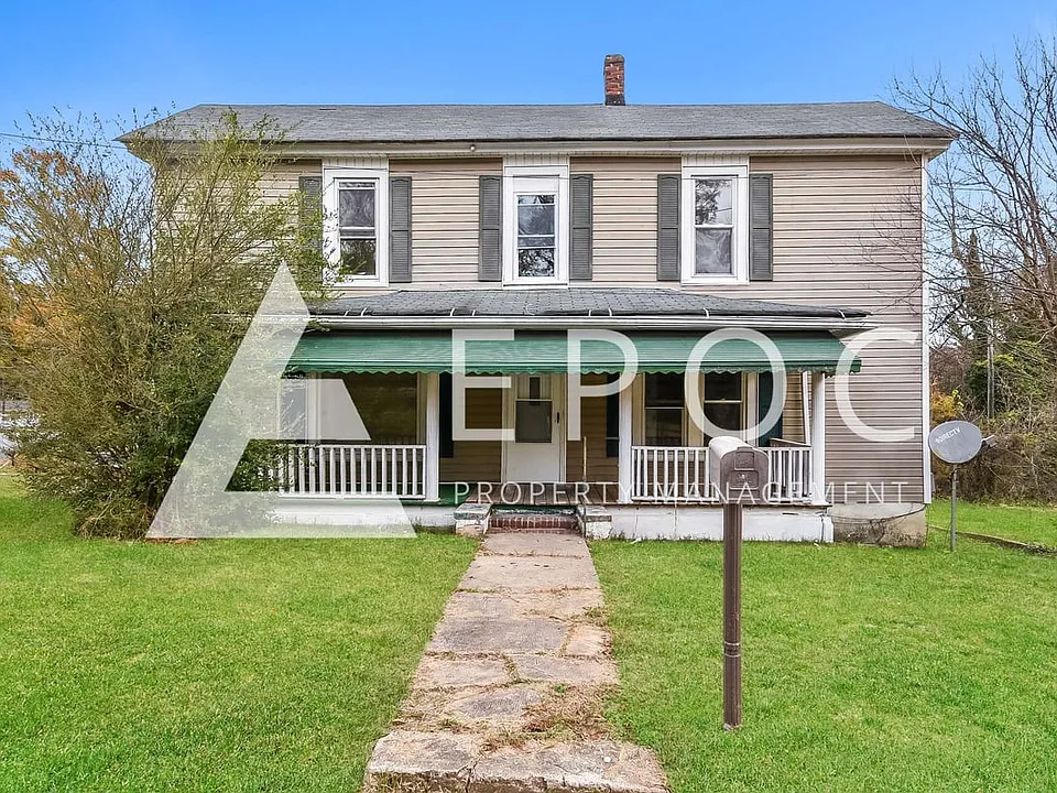 602 Loftus St