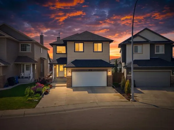 154 N Saddleland Close NE, Calgary, AB T3J 5J4