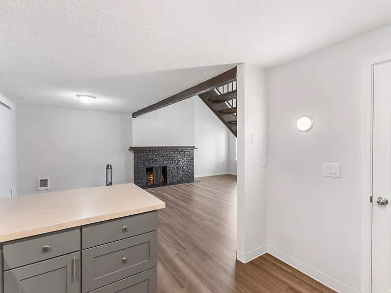 Redondo Ridge Townhomes — Photo 12