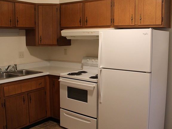 4th image of 2075 Eastern Ave SE APT 3