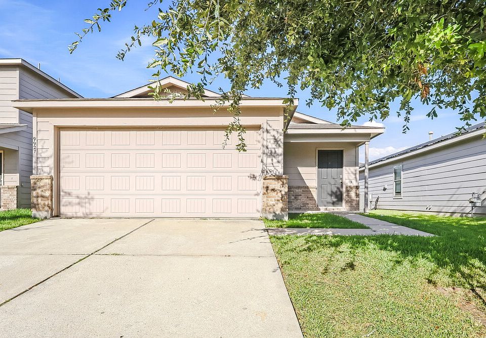 1st image of 9927 Sanders Rose Ln