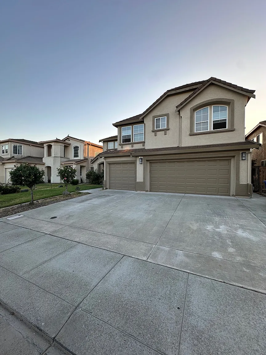 4109 Lamarck Ave photo 1