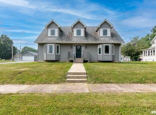 538 25th Ave, Moline, IL 61265