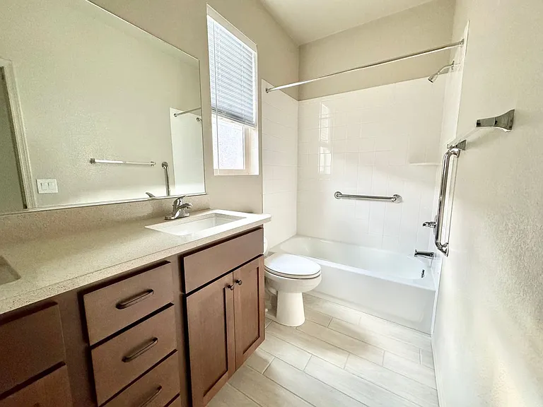 267 Berwick Pl — Photo 13