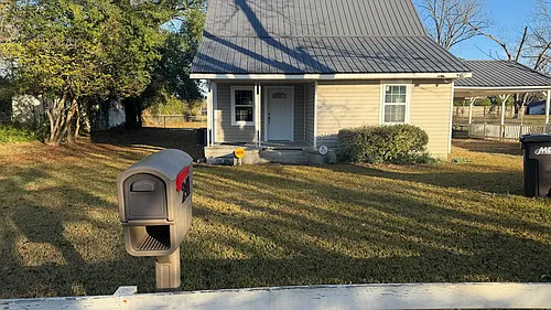 241 Wiley St Photo 1