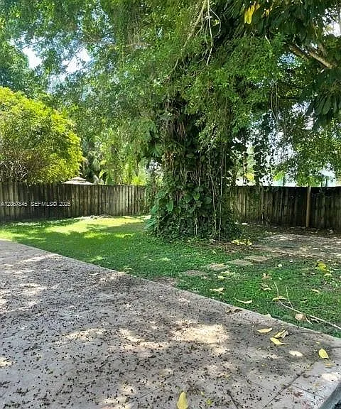 5886 SW 42nd St — Photo 16